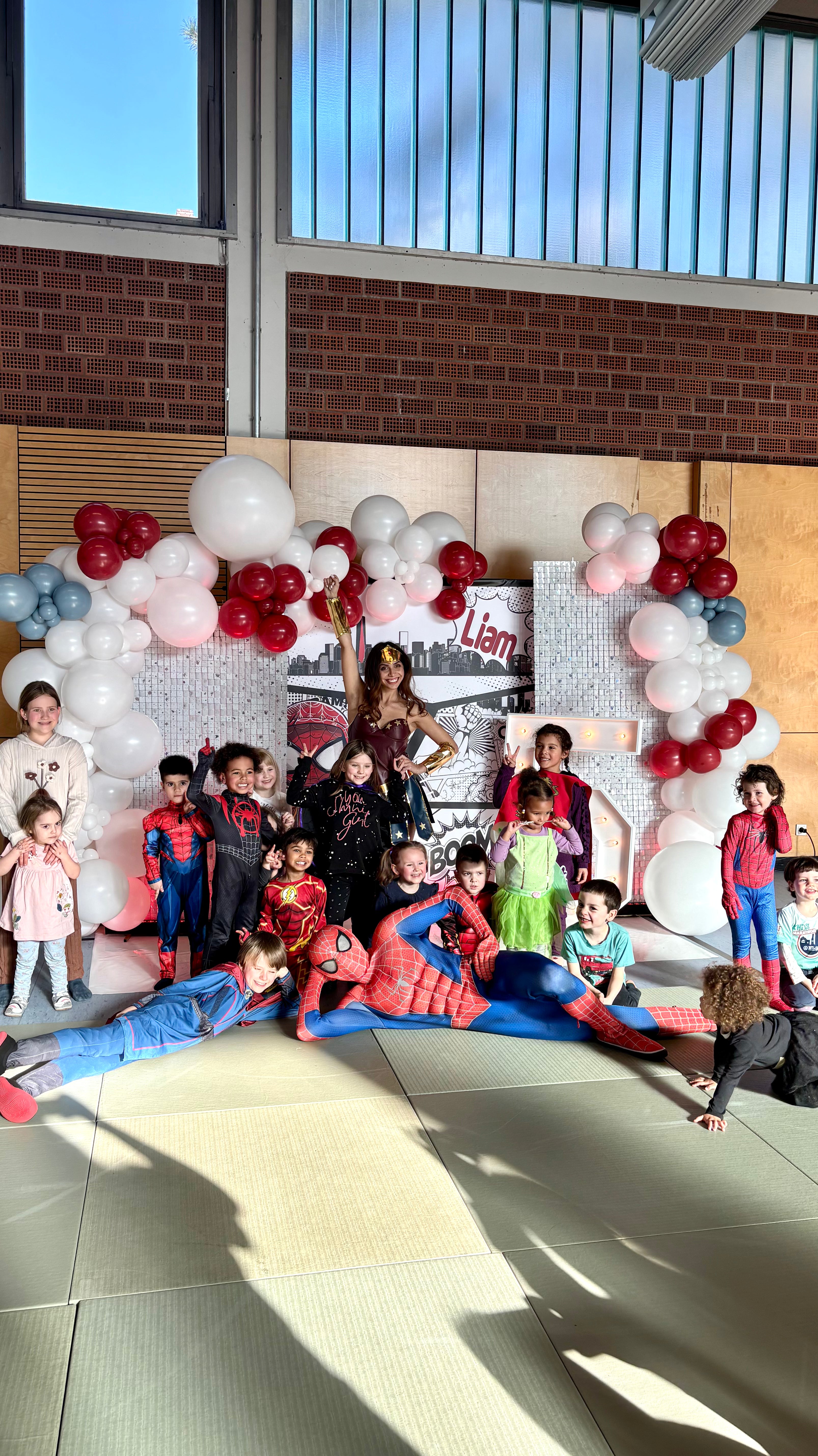 Superhelden Geburtstag Ballonwand